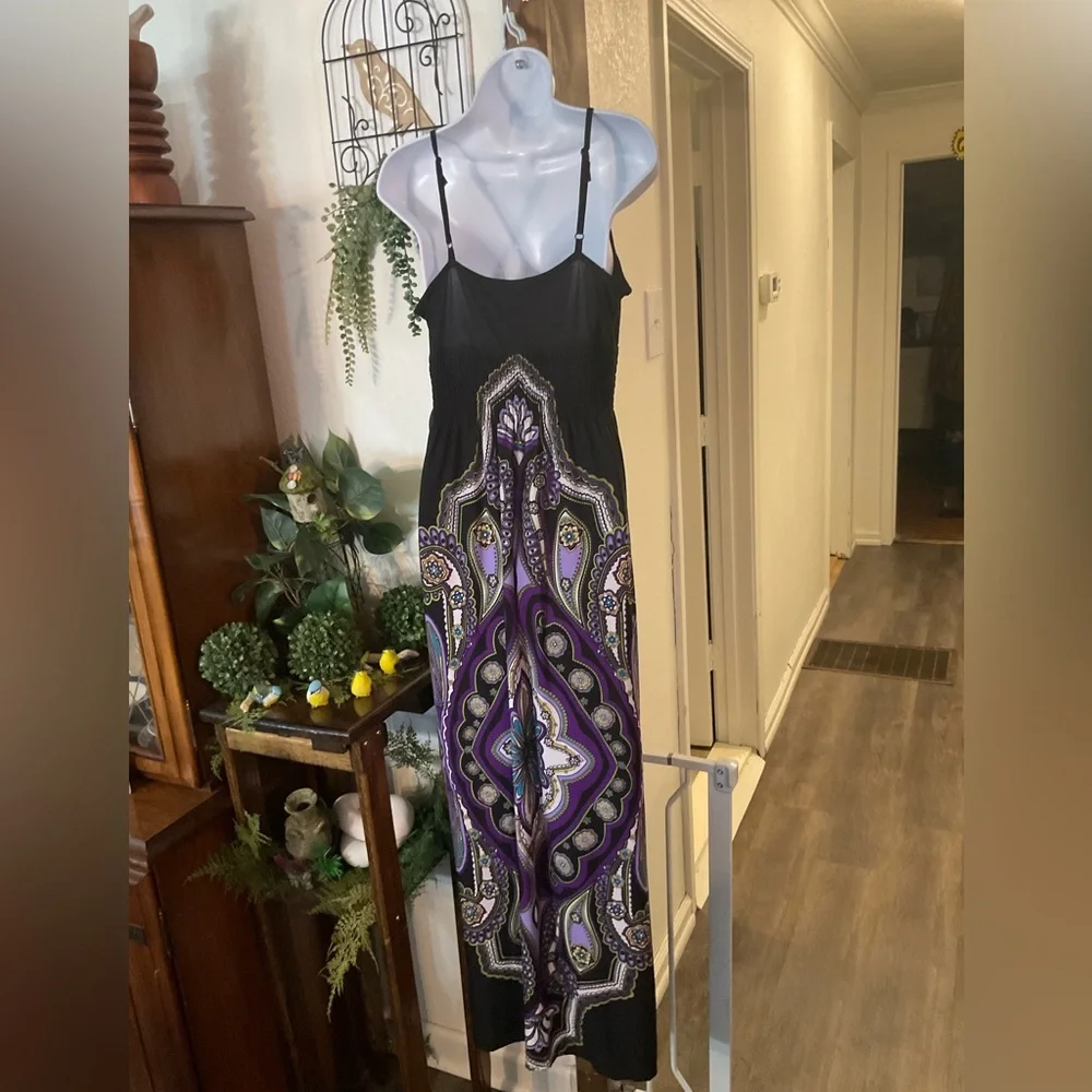 Emma & Michele Black and White Lace Dress - Picture 3 of 9